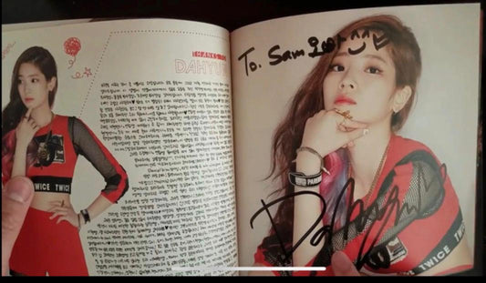 Purchasing signed TWICE merch online - read this to avoid buying fakes