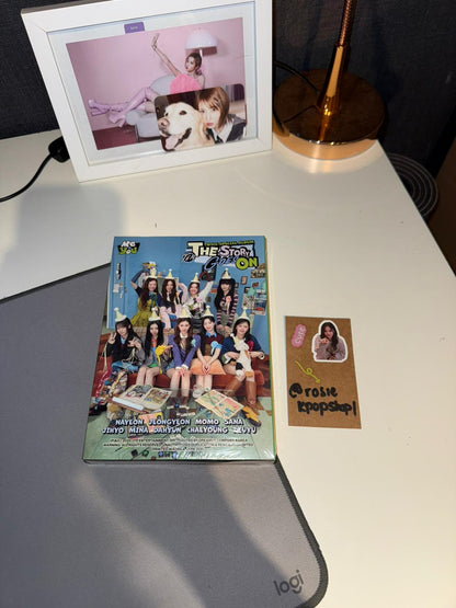 Yes I Am Nayeon Photobook