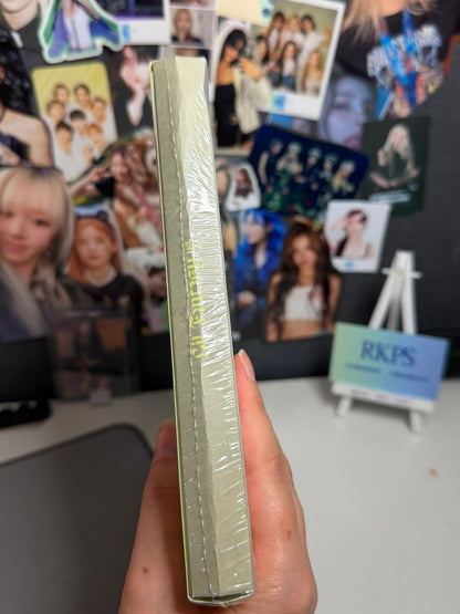 CHAEYOUNG The First Album ‘LIL FANTASY vol.1’ GLIMMER / MURMUR Version