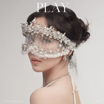 *PRE-ORDER* MISAMO First Japanese Album 'Play'